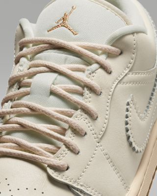 Air Jordan 1 Low SE Women's Shoes. Nike.com